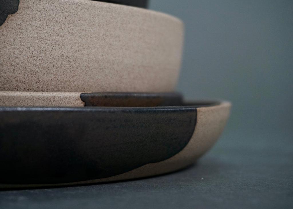 Classic Dinnerware Set — Gray & Black