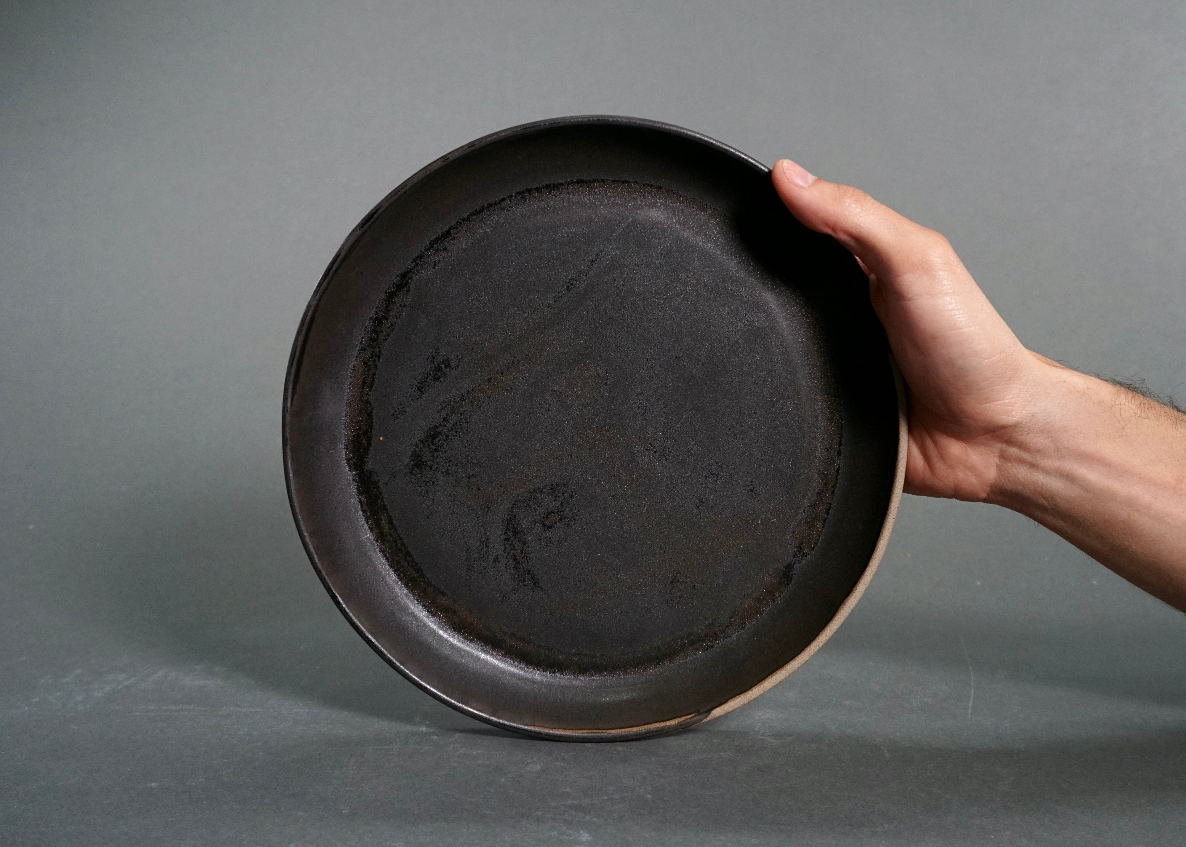Classic Dinnerware Set — Gray & Black