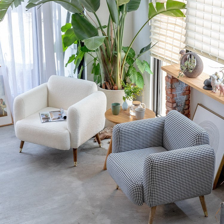 Minimalist Lounge Chair
